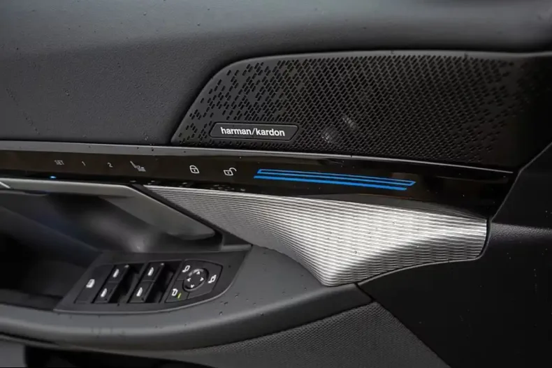 BMW 520 (Seria 5) din 2024 cu 13.800 km - oferta BMW187786 - foto 9