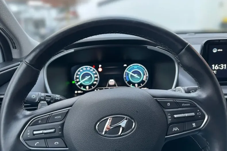 Hyundai SANTA FE din 2022 cu 31.667 km - oferta HYU187794 - foto 7