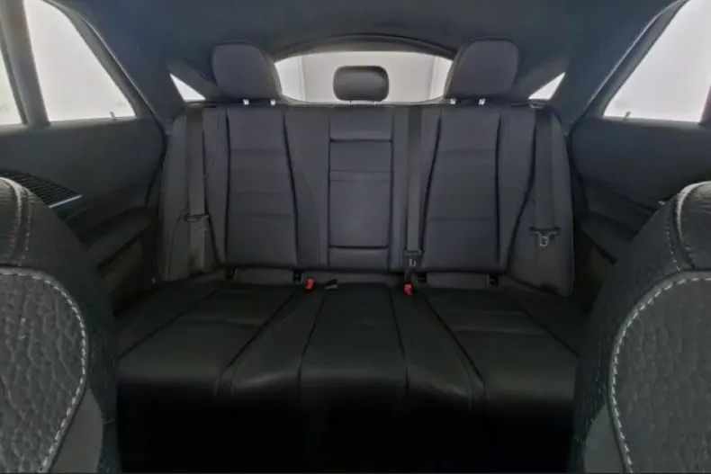 Mercedes-Benz GLE 450 (Clasa GLE) din 2024 cu 35.006 km - oferta MER187798 - foto 6