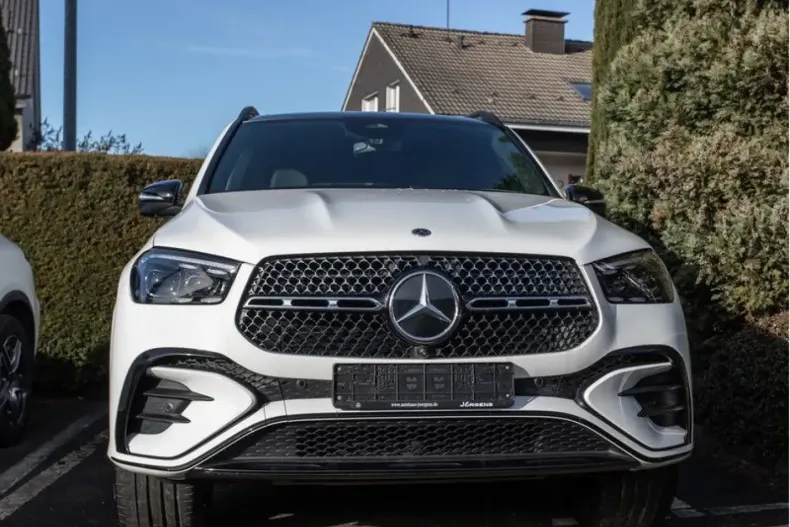 Mercedes-Benz GLE 450 (Clasa GLE) din 2024 cu 8.837 km - oferta MER187801 - foto 1