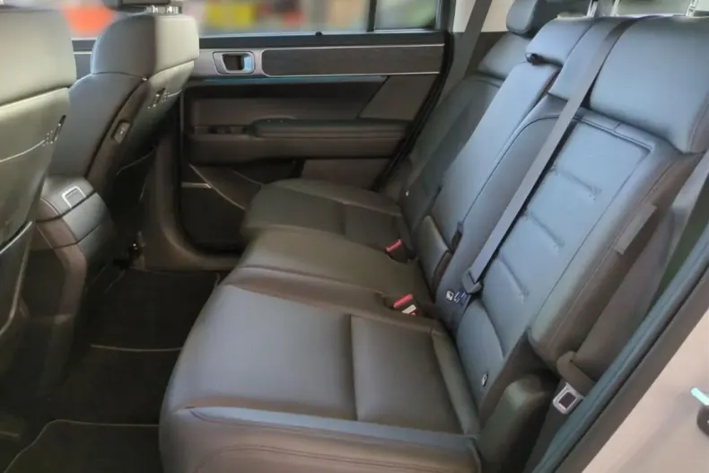 Hyundai SANTA FE din 2024 cu 21.059 km - oferta HYU187802 - foto 9