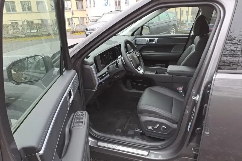 Hyundai SANTA FE din 2025 cu 16.684 km - oferta HYU187803 - foto 7