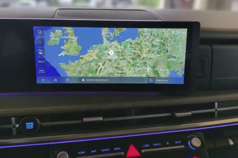 Hyundai SANTA FE din 2024 cu 15.937 km - oferta HYU187805 - foto 8