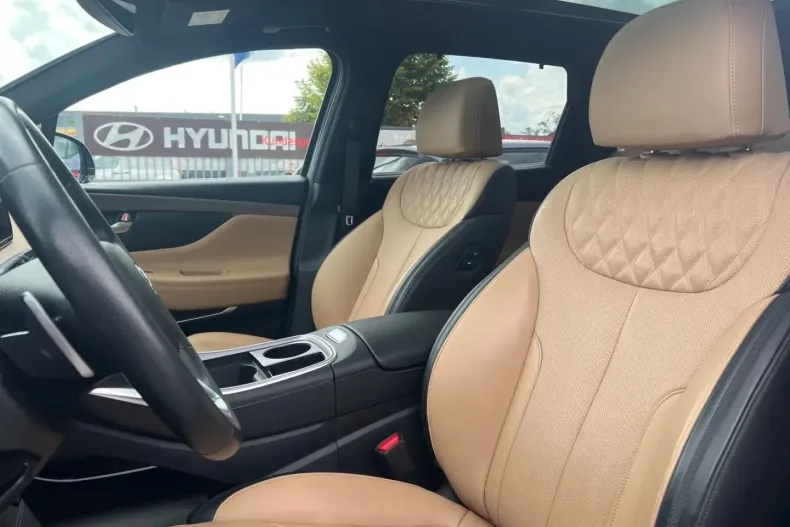 Hyundai SANTA FE din 2022 cu 22.455 km - oferta HYU187806 - foto 10