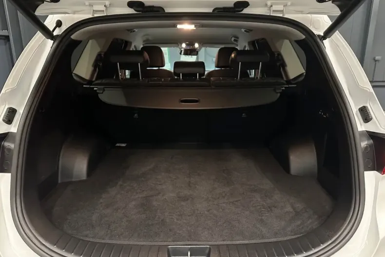 Hyundai SANTA FE din 2023 cu 16.000 km - oferta HYU187808 - foto 29