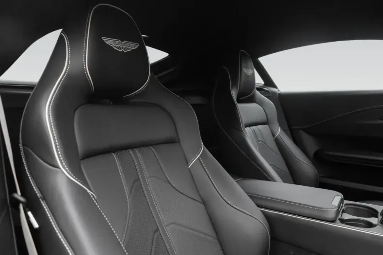 Aston Martin V8 Vantage din 2025 cu 5.500 km - oferta AST187813 - foto 13