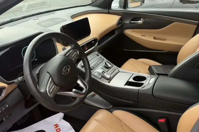 Hyundai SANTA FE din 2022 cu 74.500 km - oferta HYU187814 - foto 6