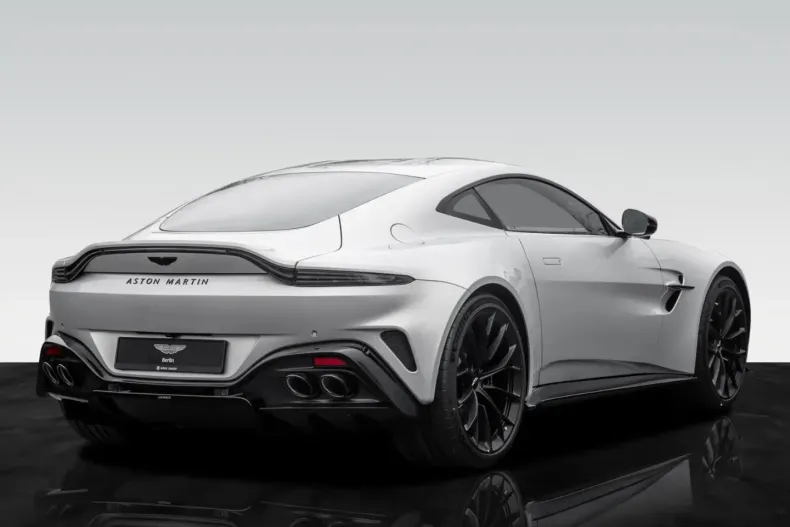 Aston Martin V8 Vantage din 2025 cu 9.499 km - oferta AST187815 - foto 3