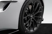 Aston Martin V8 Vantage din 2025 cu 9.499 km - oferta AST187815 - foto 17