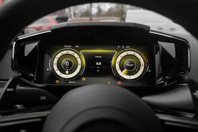 Aston Martin V8 Vantage din 2025 cu 9.499 km - oferta AST187815 - foto 23