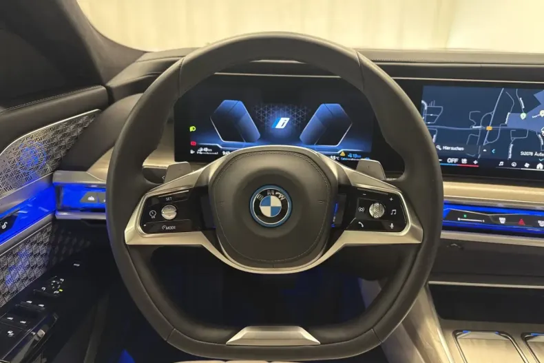 BMW 750 (Seria 7) din 2025 cu 4.965 km - oferta BMW187816 - foto 32