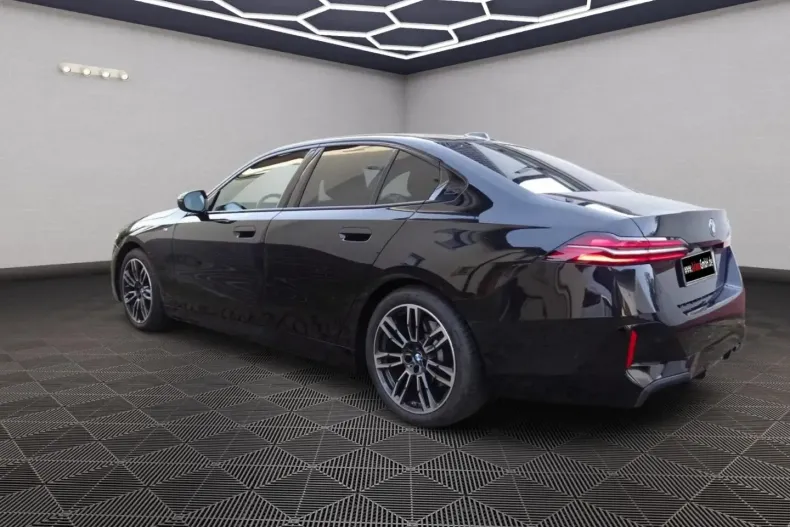 BMW 520 (Seria 5) din 2024 cu 29.500 km - oferta BMW187835 - foto 4