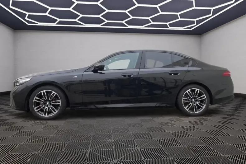 BMW 520 (Seria 5) din 2025 cu 29.000 km - oferta BMW187837 - foto 2