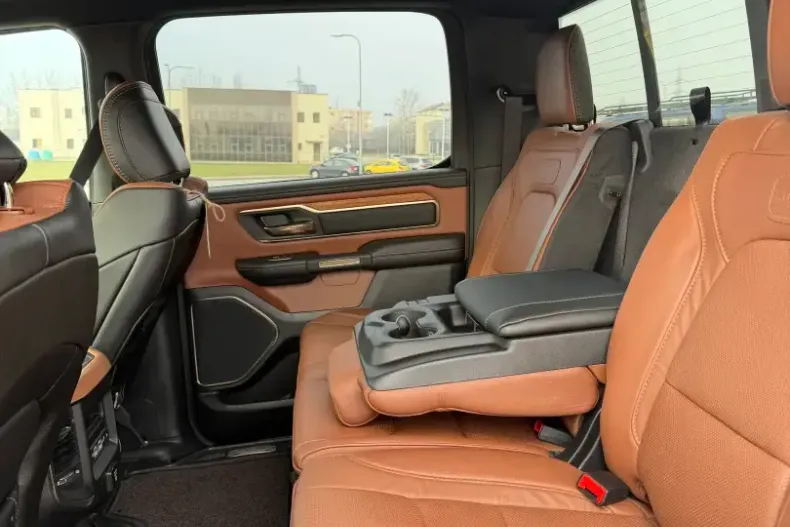 Dodge RAM din 2024 cu 6.000 km - oferta DOD187838 - foto 10