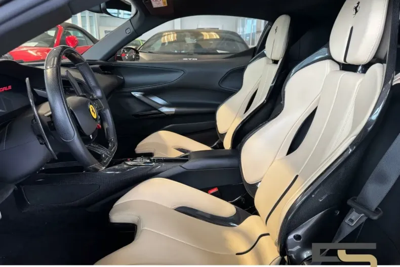 Ferrari SF90 Stradale din 2023 cu 18.969 km - oferta FER187842 - foto 12