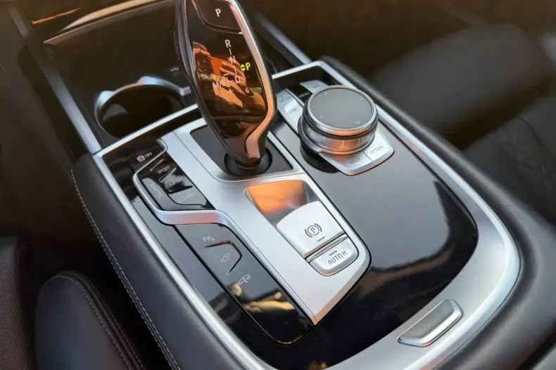 BMW 740 (Seria 7) din 2021 cu 72.232 km - oferta BMW187845 - foto 24