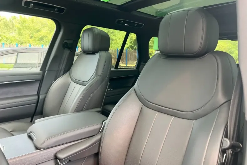 Land Rover Range Rover din 2025 cu 11.500 km - oferta LAN187849 - foto 11