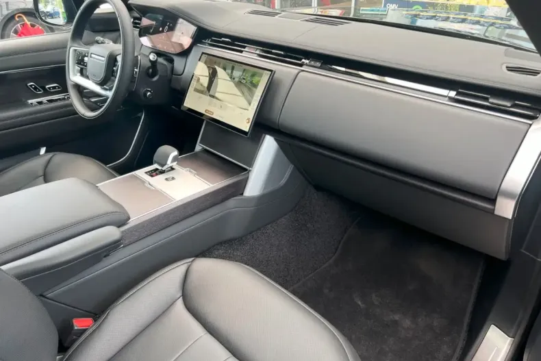 Land Rover Range Rover din 2025 cu 11.500 km - oferta LAN187849 - foto 18