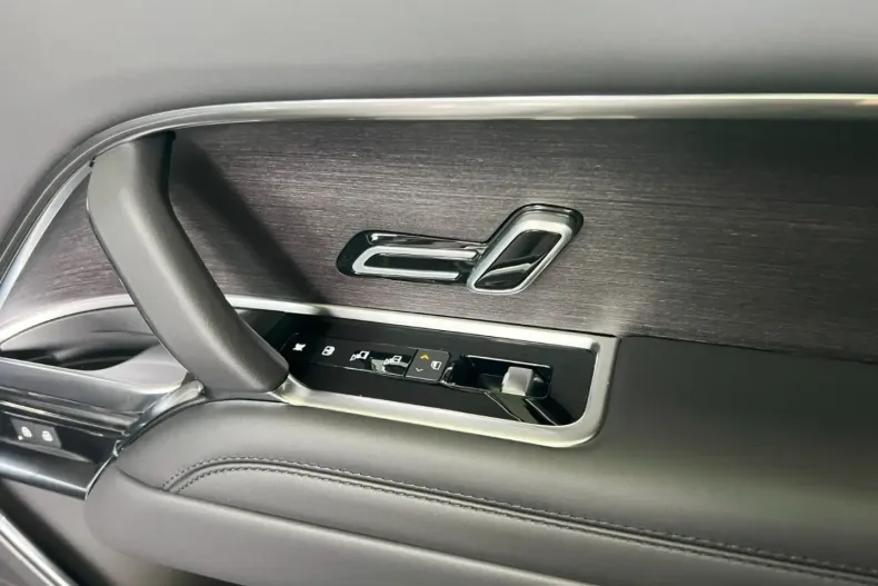 Land Rover Range Rover din 2025 cu 11.500 km - oferta LAN187849 - foto 23