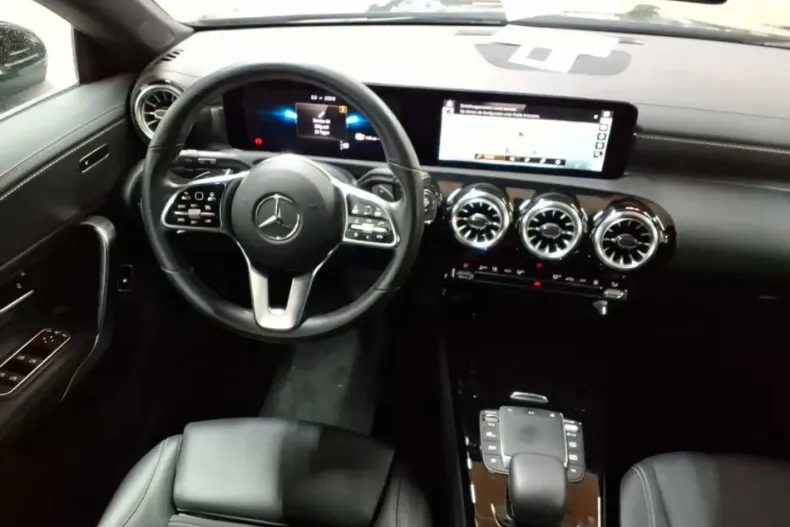 Mercedes-Benz CLA 250 (Clasa CLA) din 2022 cu 37.318 km - oferta MER187855 - foto 5