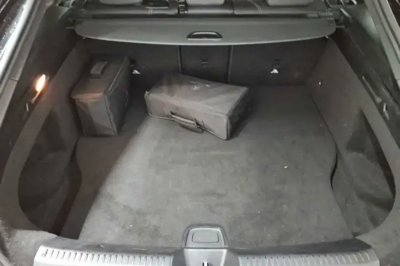 Mercedes-Benz CLA 250 (Clasa CLA) din 2022 cu 37.318 km - oferta MER187855 - foto 10