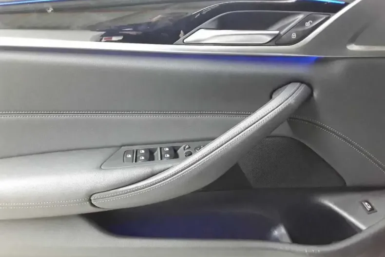 BMW 530 (Seria 5) din 2022 cu 62.533 km - oferta BMW187863 - foto 4