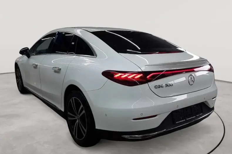 Mercedes-Benz EQE din 2024 cu 12.131 km - oferta MER187865 - foto 2