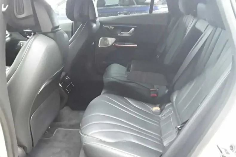 Mercedes-Benz EQE din 2024 cu 12.131 km - oferta MER187865 - foto 5