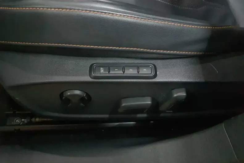 Cupra Formentor din 2022 cu 66.370 km - oferta CUP187870 - foto 18