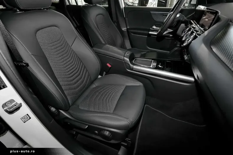 Mercedes-Benz GLA 200 (Clasa GLA) din 2024 cu 6.100 km - oferta MER187878 - foto 4