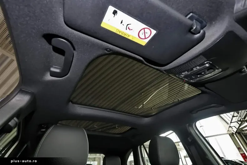 Mercedes-Benz GLA 200 (Clasa GLA) din 2024 cu 6.100 km - oferta MER187878 - foto 7