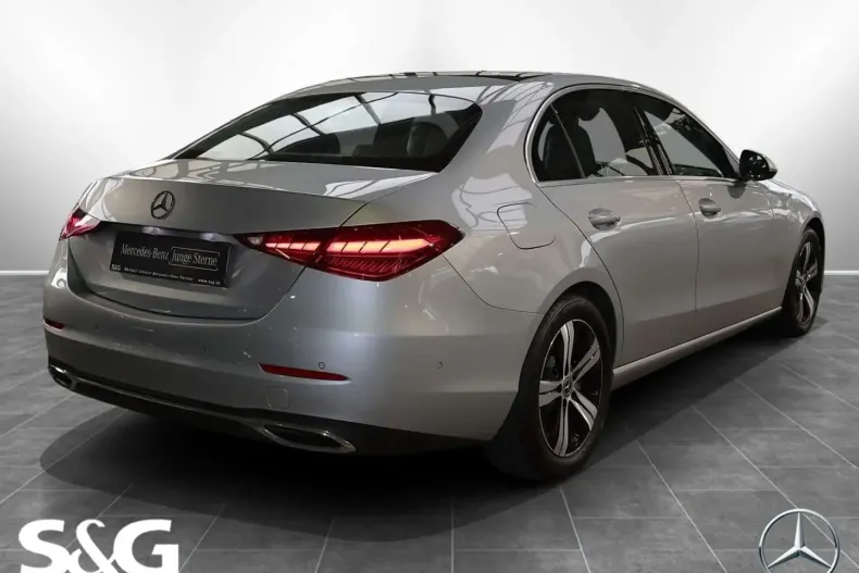 Mercedes-Benz C 200 (Clasa C) din 2024 cu 3.040 km - oferta MER187883 - foto 2