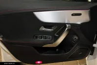 Mercedes-Benz CLA 250 (Clasa CLA) din 2021 cu 28.220 km - oferta MER187887 - foto 11