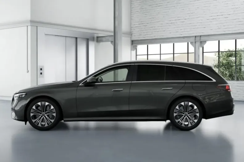 Mercedes-Benz E 300 (Clasa E) din 2024 cu 13.800 km - oferta MER187888 - foto 2