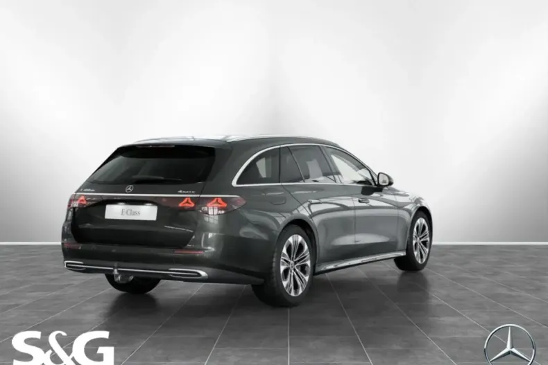 Mercedes-Benz E 300 (Clasa E) din 2024 cu 13.800 km - oferta MER187888 - foto 3