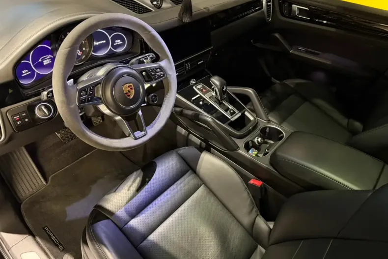 Porsche Cayenne din 2022 cu 88.563 km - oferta POR187889 - foto 8