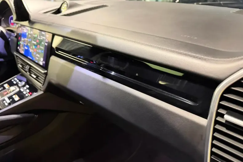 Porsche Cayenne din 2022 cu 88.563 km - oferta POR187889 - foto 19