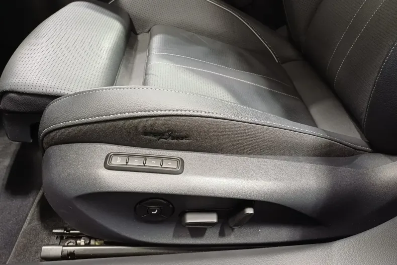 Skoda Superb din 2025 cu 21.727 km - oferta SKO187890 - foto 12