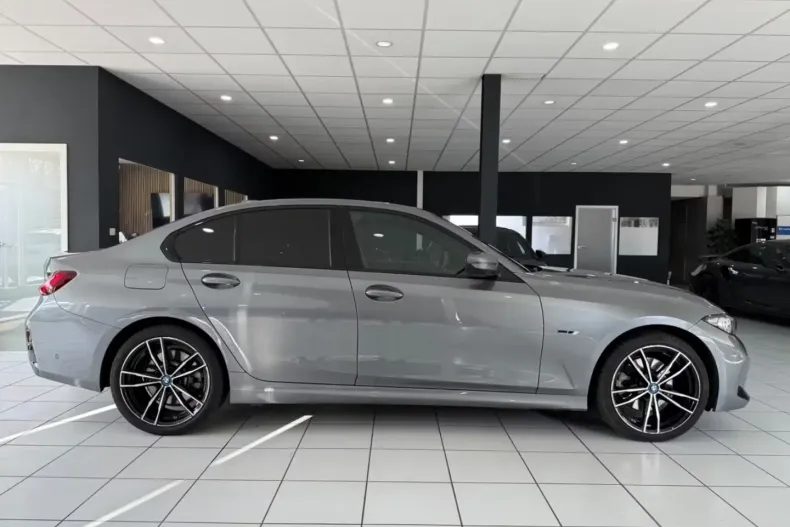 BMW 330 (Seria 3) din 2022 cu 53.100 km - oferta BMW187897 - foto 6