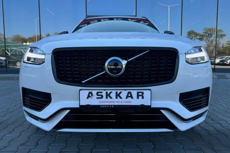 Volvo XC90 din 2021 cu 59.753 km - oferta VOL187904 - foto 7