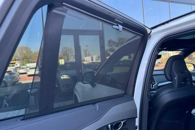 Volvo XC90 din 2021 cu 59.753 km - oferta VOL187904 - foto 27