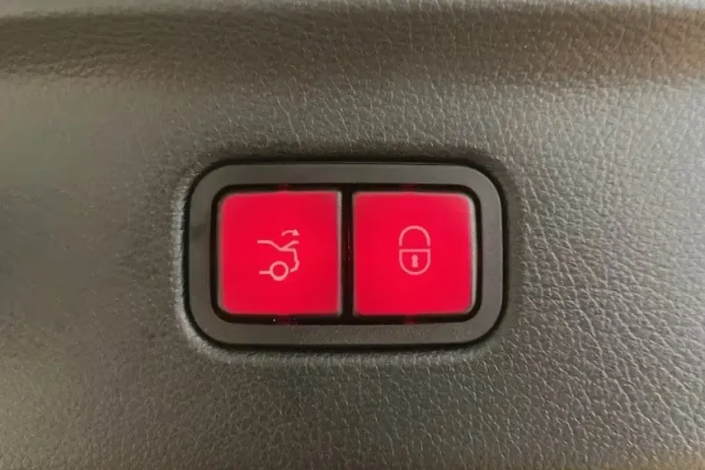 Mercedes-Benz S 580 (Clasa S) din 2024 cu 28.750 km - oferta MER187910 - foto 4