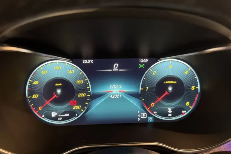 Mercedes-Benz GLC 220 (Clasa GLC) din 2022 cu 42.020 km - oferta MER187912 - foto 14