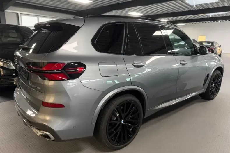 BMW X5 (Seria X) din 2025 cu 8.570 km - oferta BMW187917 - foto 2