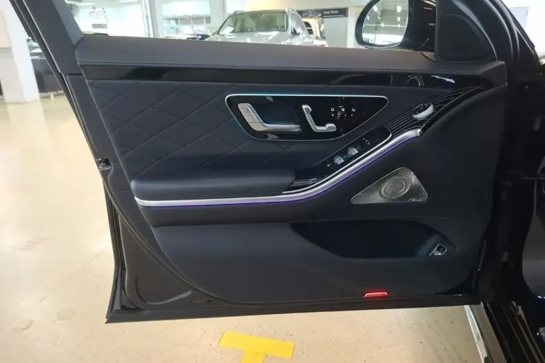 Mercedes-Benz S 580 (Clasa S) din 2022 cu 58.721 km - oferta MER187926 - foto 12