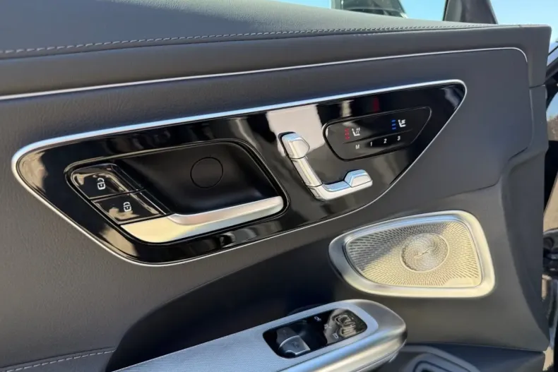 Mercedes-Benz CLE 300 (Clasa CLE) din 2025 cu 22.478 km - oferta MER187927 - foto 13