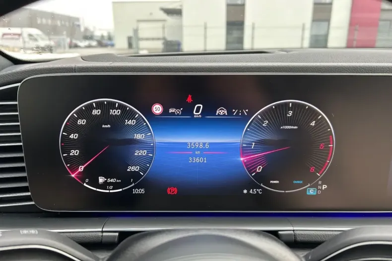 Mercedes-Benz GLS 450 (Clasa GLS) din 2024 cu 33.601 km - oferta MER187935 - foto 13