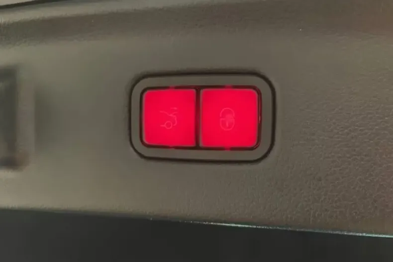 Mercedes-Benz S 580 (Clasa S) din 2024 cu 23.531 km - oferta MER187943 - foto 5