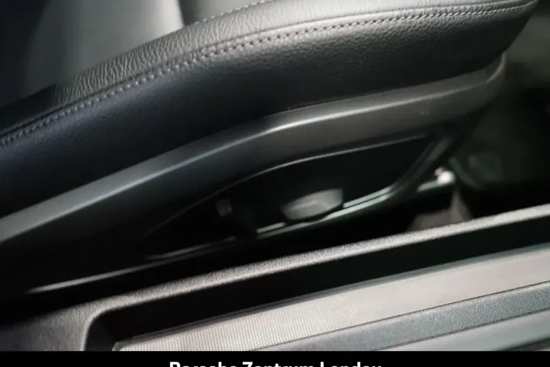 Porsche 992 din 2024 cu 25.718 km - oferta POR187949 - foto 23