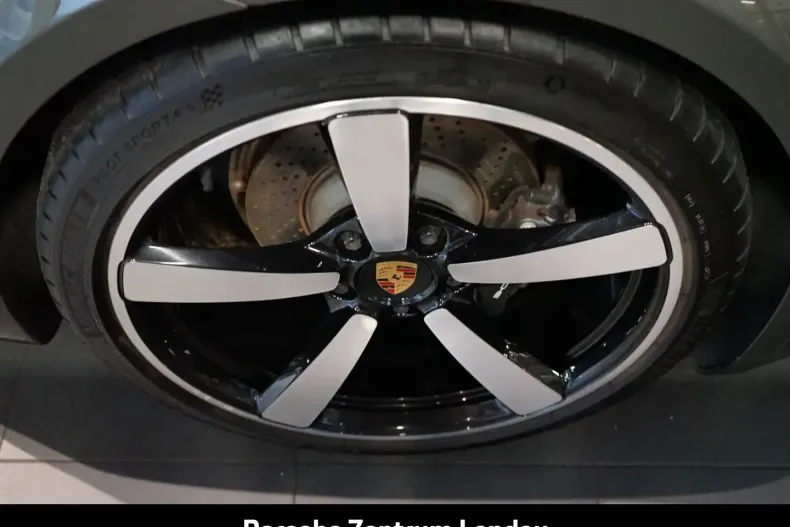 Porsche 992 din 2024 cu 25.718 km - oferta POR187949 - foto 26